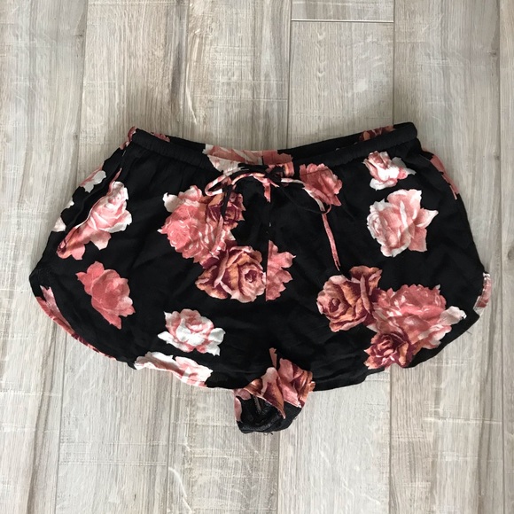Floral Linen Shorts - Picture 1 of 5